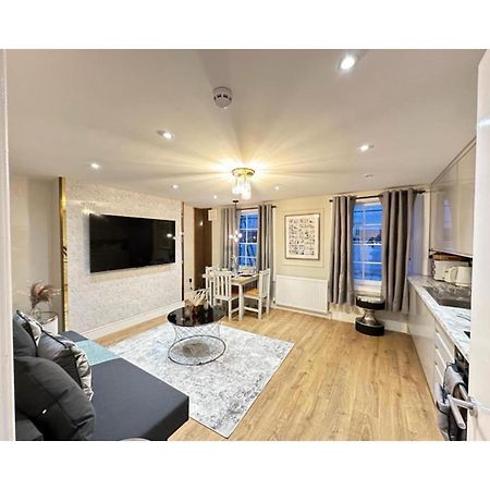 Appartamento F3- Gorgeous 1 Bed Flat Near Edgware Road Station Londra Esterno foto