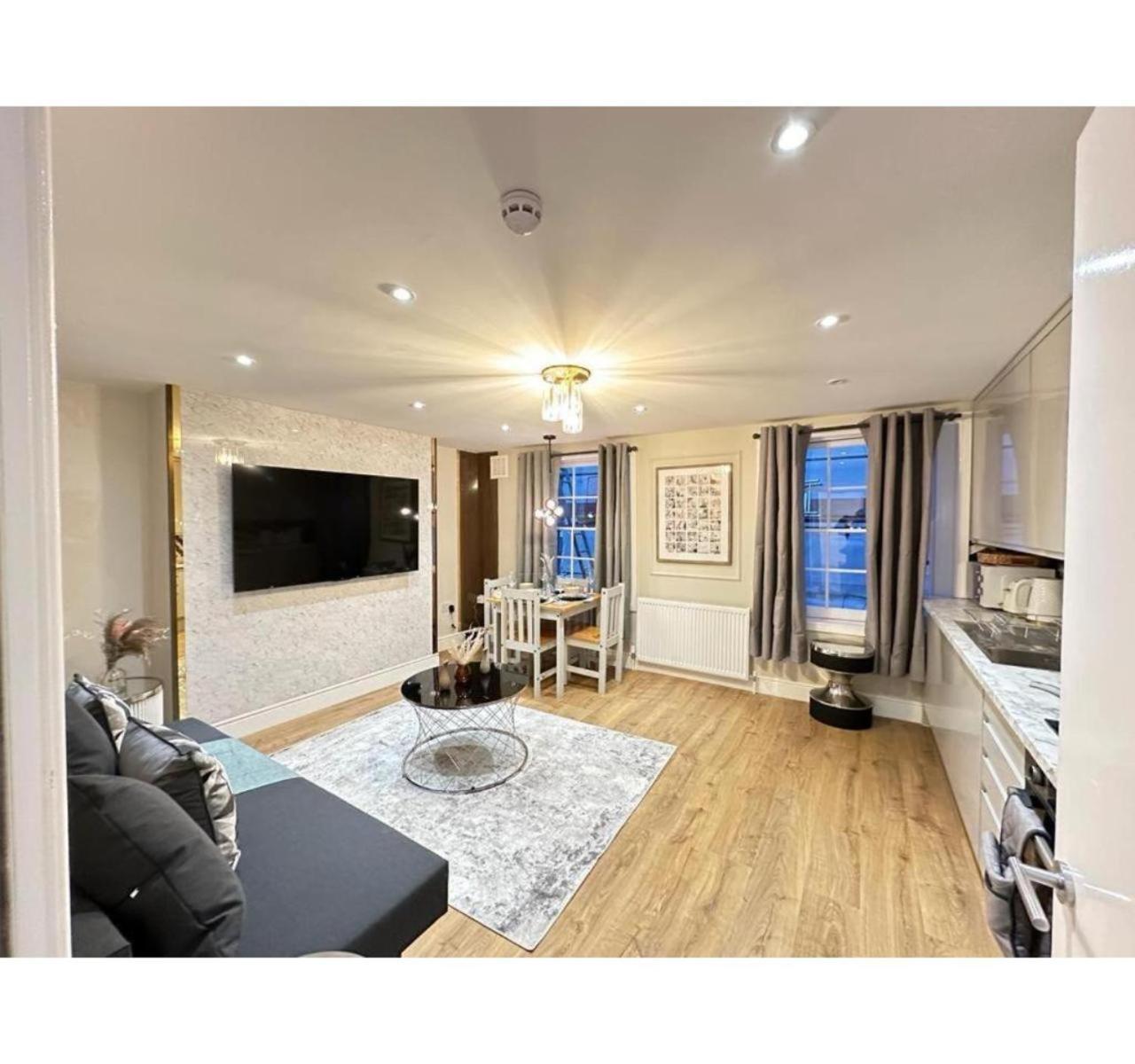 Appartamento F3- Gorgeous 1 Bed Flat Near Edgware Road Station Londra Esterno foto